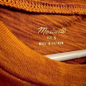 2 Madewell Cotton TShirts 2️⃣